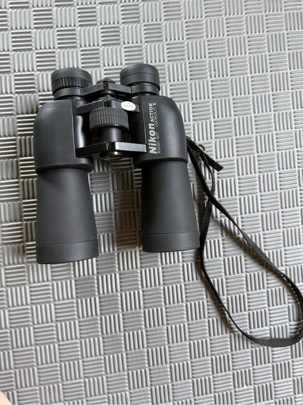 Nikon Action Lookout III Black Binoculars with Neck Strap